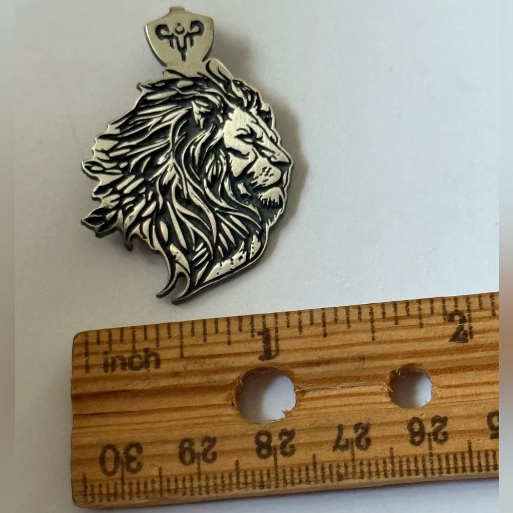 925 Silver lion unisex pendant